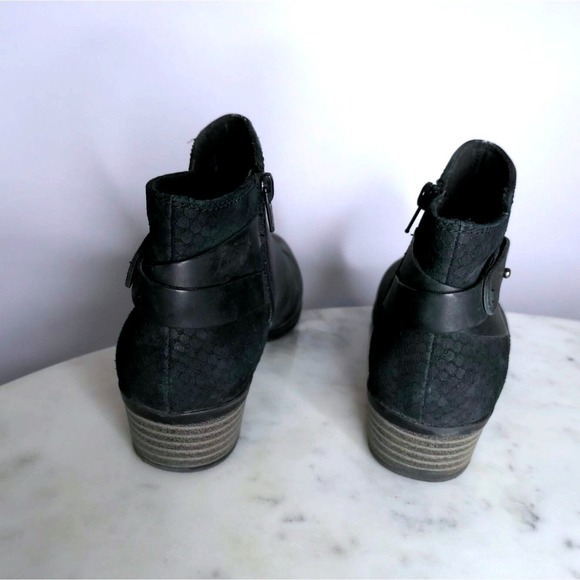 Clarks Collection Wmns Black Ankle Moto Strappy Boots Size 7.5 US Comfort Low - Picture 5 of 8